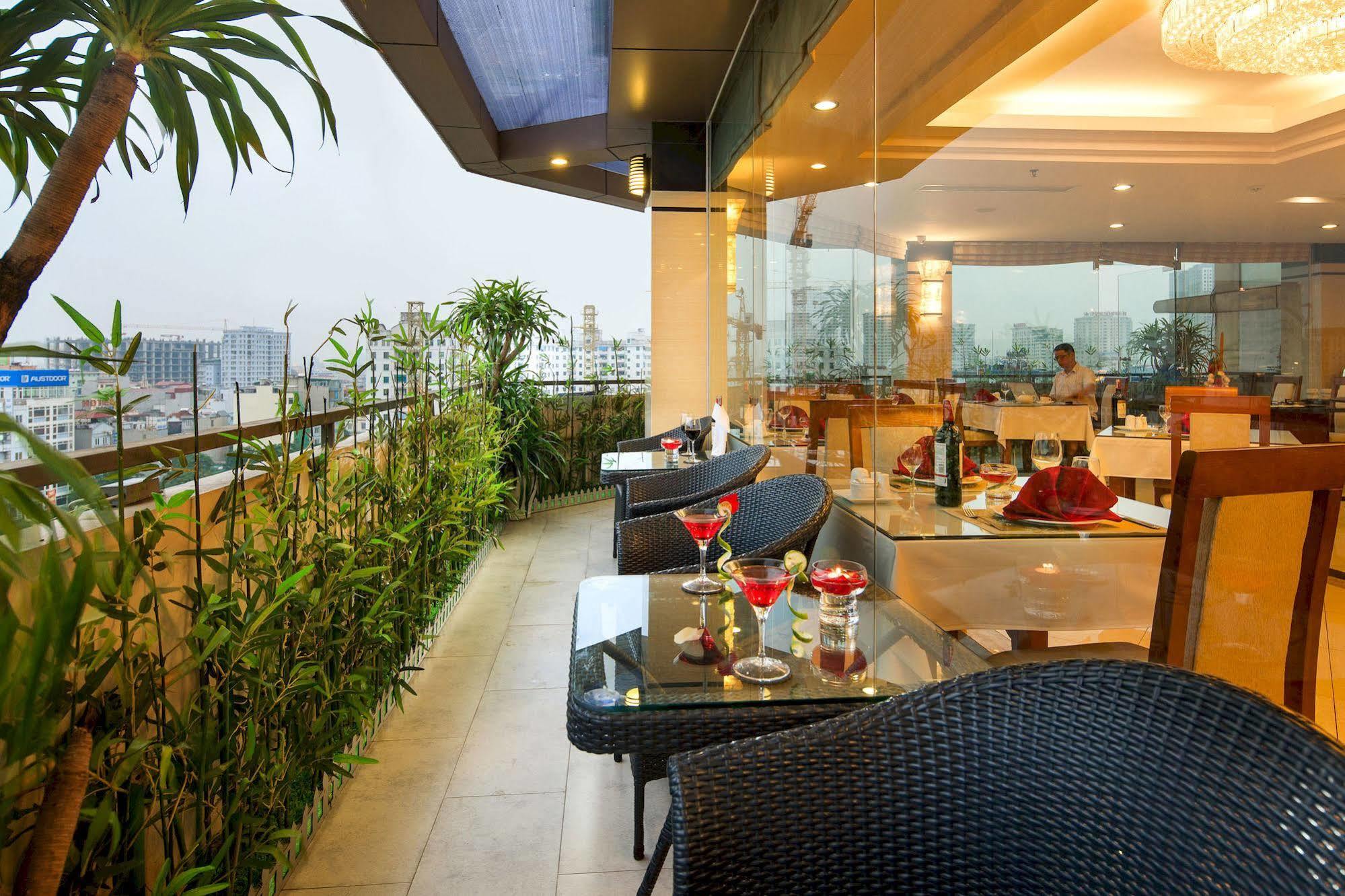 Luxeden Hotel Ханой Экстерьер фото